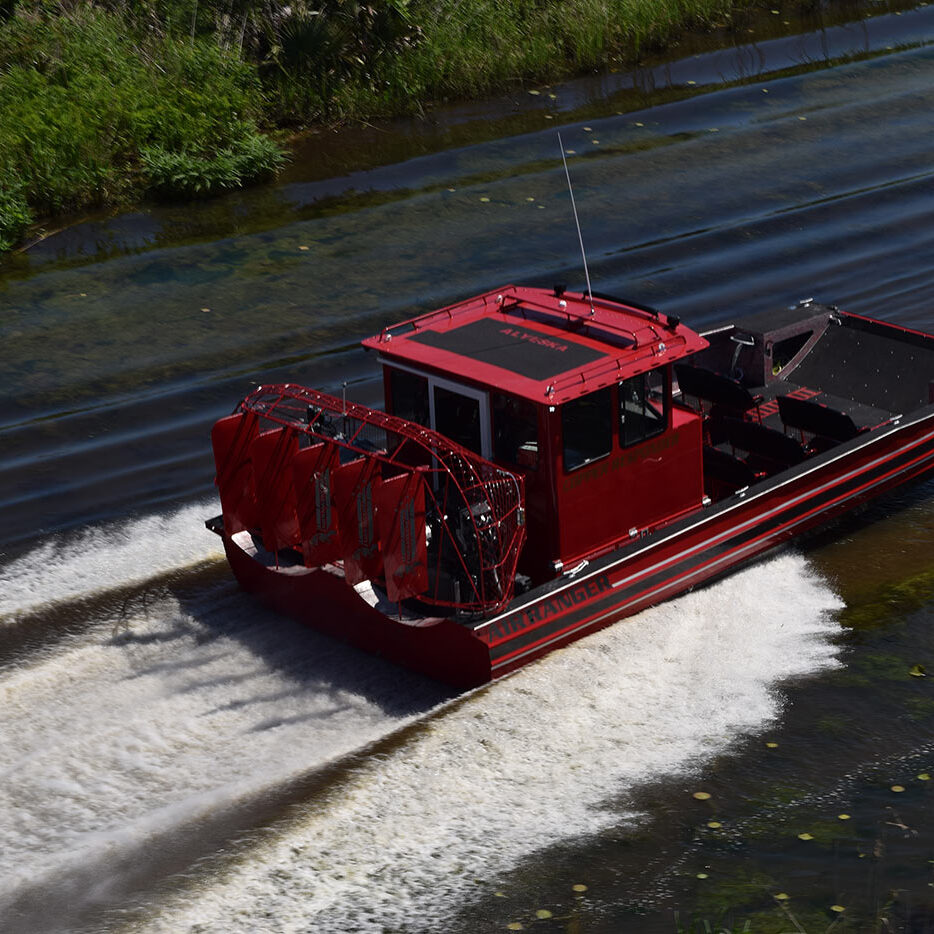 CUSTOM BUILDS American Airboat Corp.