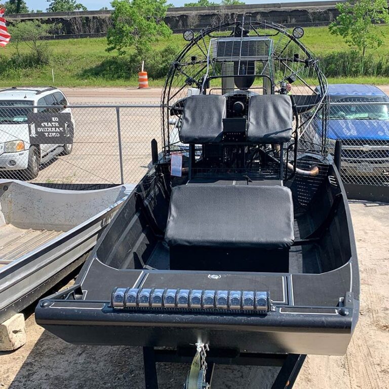 PREOWNED AIRBOATS FOR SALE American Airboat Corp.